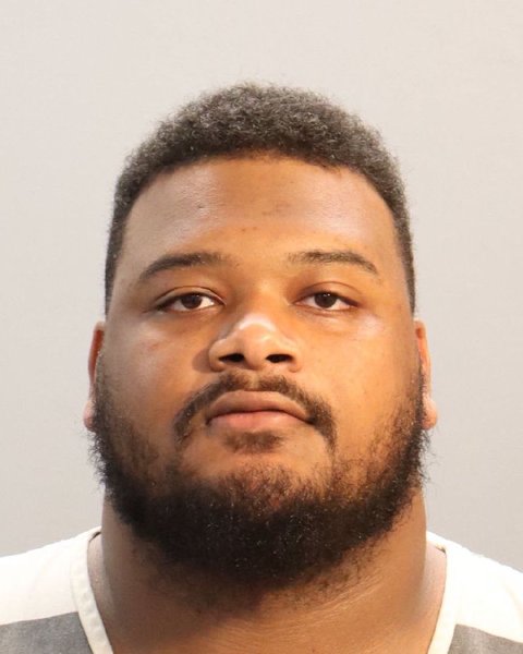 Mugshot of TREVON MAURICE HILL