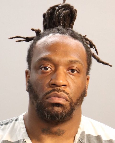 Mugshot of GERALD TYSHAWN HENRY
