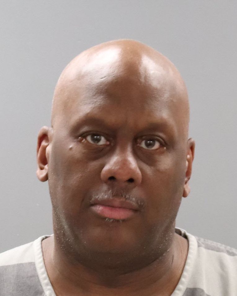 Mugshot of RODERICK NMN OUTLAW