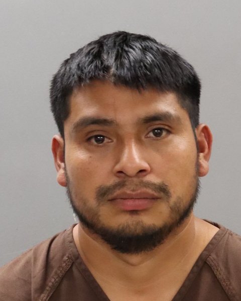 Mugshot of VICTOR ALONZO-ALONZO