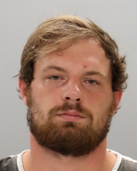 Mugshot of DAKOTA WAYNE BETTIS