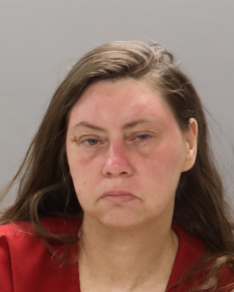 Mugshot of HEATHER M CRAMPTON
