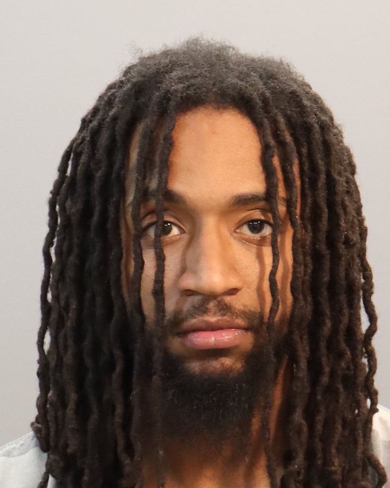 Mugshot of MARQUIS DEVONT E GILBERT