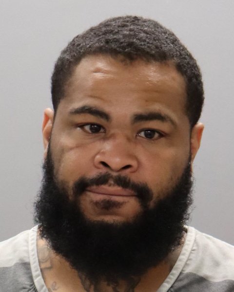 Mugshot of JONQUEL DESHAWN BROWN