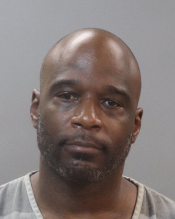 Mugshot of KENNETH LEE ROBERTS