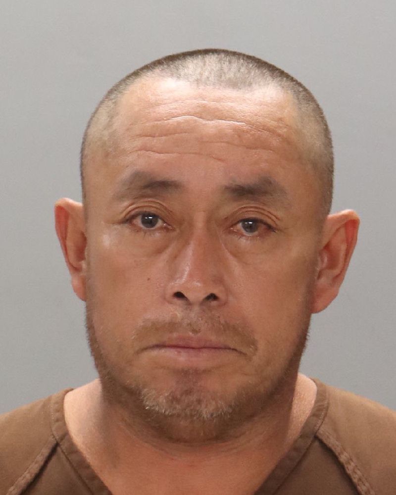 Mugshot of ROBERTO MARTINEZ MATA