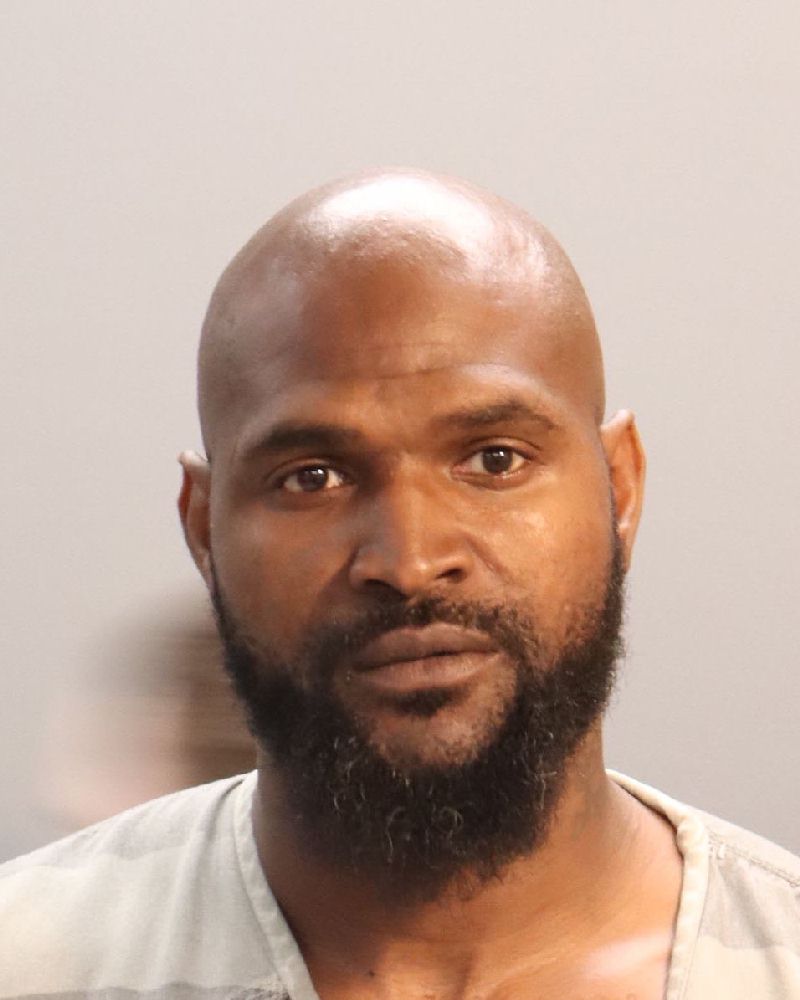 Mugshot of MAURICE TRAVON DAVIS