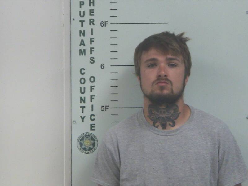 Mugshot of DUSTIN K SWALLOWS