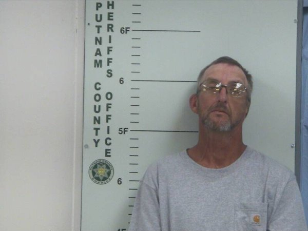 Mugshot of DANNY J VICKERS