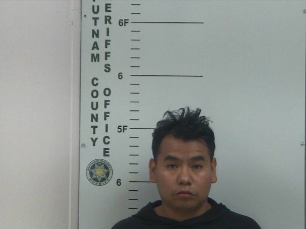 Mugshot of HERNANDEZ-ALVARO MORENO