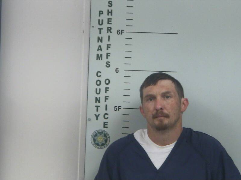 Mugshot of MATTHEW W MEDLEY