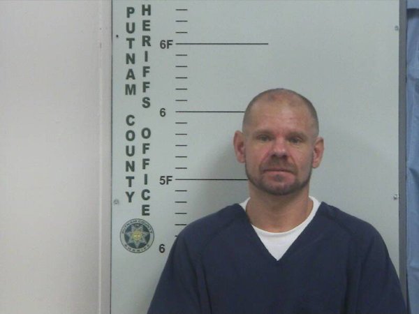 Mugshot of DARRYL L PAULUS