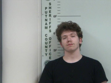 Mugshot of CHARLES M DAVIS
