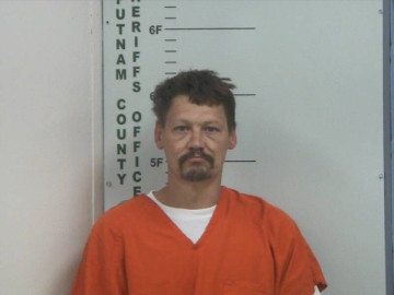 Mugshot of GARRY H SELBY