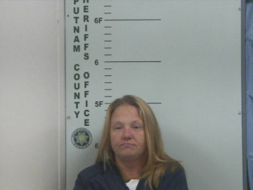 Mugshot of ASHLEY N CRAVENS