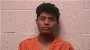 Mugshot of Bravlio Juvenito Chavez-Perez