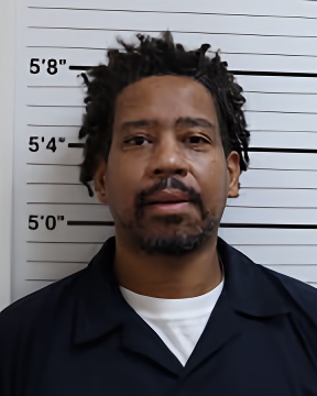 Mugshot of TAVARES D SMITH