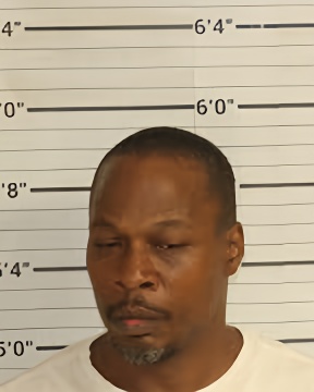 Mugshot of ALONZO D FINLEY