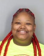 Mugshot of KENNISHA SIMONE DAVIS