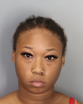 Mugshot of LAQUATA HOLMES