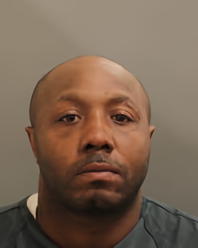 Mugshot of TOMALE D ALFORD