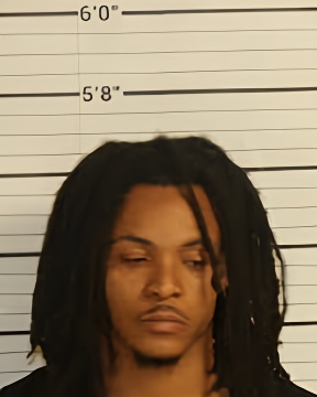 Mugshot of OSCAR JUNIOR LOPEZ