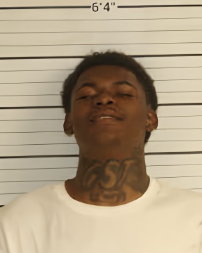 Mugshot of DETERION BLAND