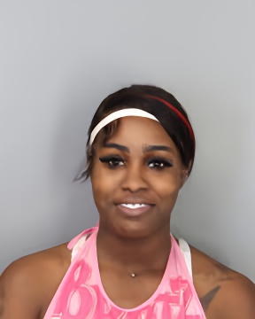 Mugshot of JNAYA EVERETT