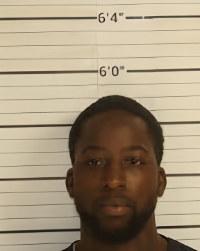 Mugshot of DONAVAN TREVEC BRAGGS