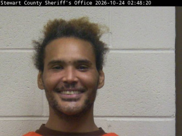 Mugshot of MICHEAL D OLIVER