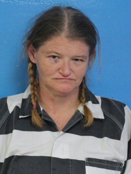 Mugshot of TABETHA MARIE FRYE
