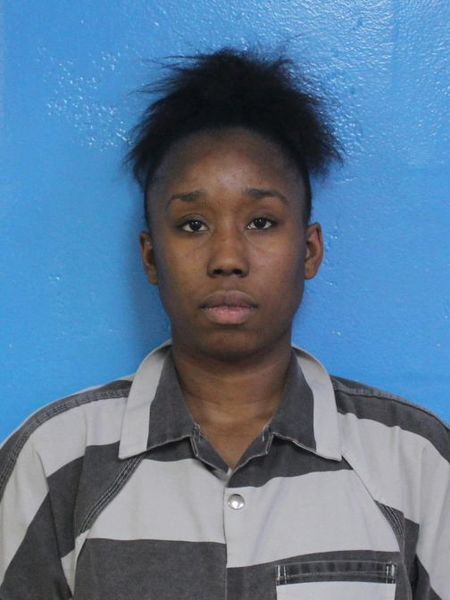 Mugshot of AHJANEA NYKOL DAVIS