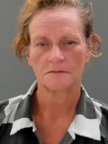 Mugshot of JENNIFER LYNN HILTON