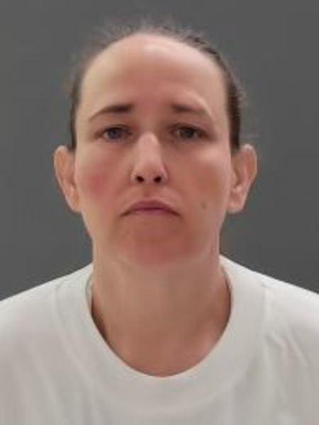 Mugshot of SARAH MARIE MCMURRAY