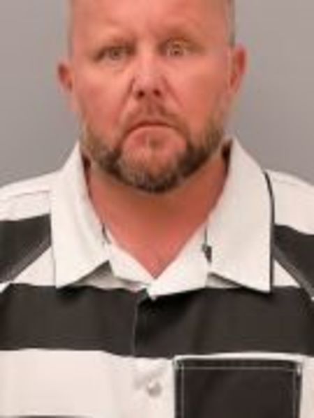 Mugshot of SCOTT DAVIS LOWRY
