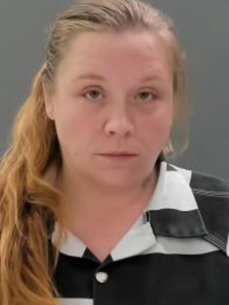 Mugshot of MIRANDA IRISTA DANIELLE MULLINS