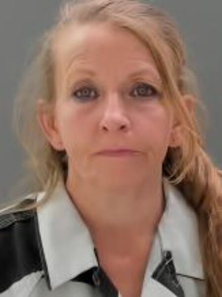 Mugshot of MELISSA MAE PENLEY