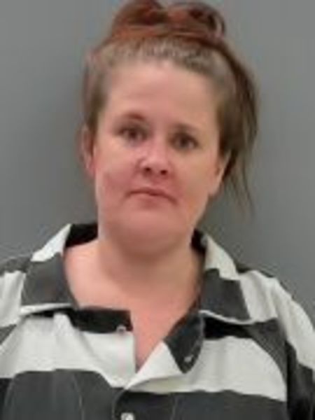 Mugshot of MEAGAN LASHAE CUTSHAW