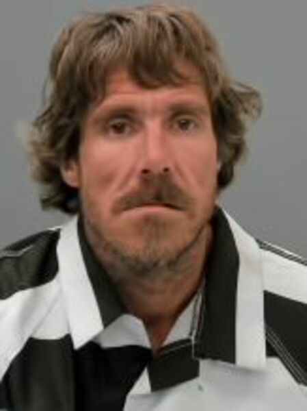 Mugshot of DANNY BRIAN OVERBAY