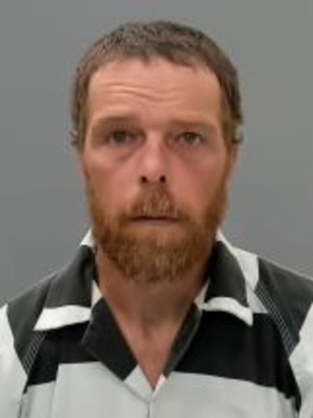 Mugshot of DEREK H PORTER