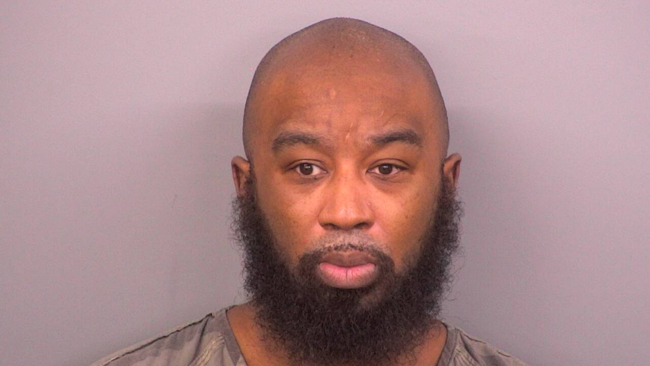 Mugshot of CHARLES CHRISTOPHER GROVES