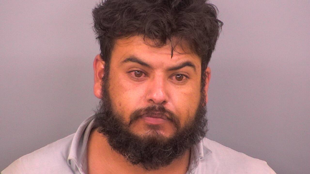 Mugshot of JUAN CARLOS CRUZ MARTINEZ