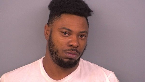 Mugshot of ANTONIO DEWAYNE DERRICK