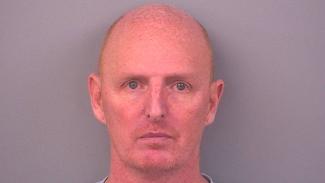 Mugshot of JAMES T HENNESSEE