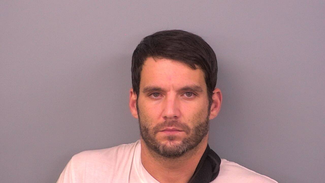 Mugshot of JUSTIN ANDREW WEIGOLD