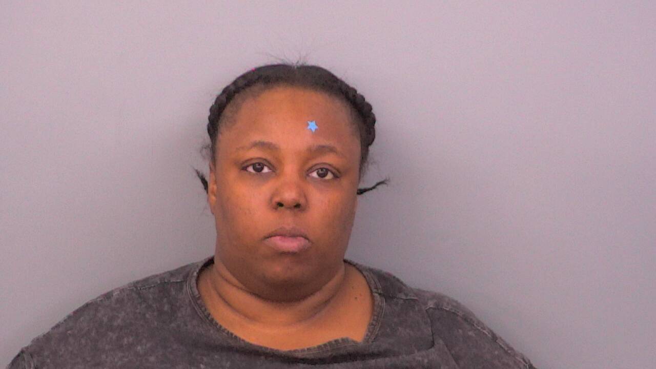 Mugshot of RONESHIA FLETCHER