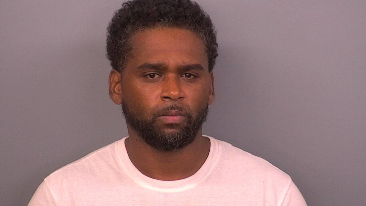 Mugshot of MARCUS S WILLIAMS