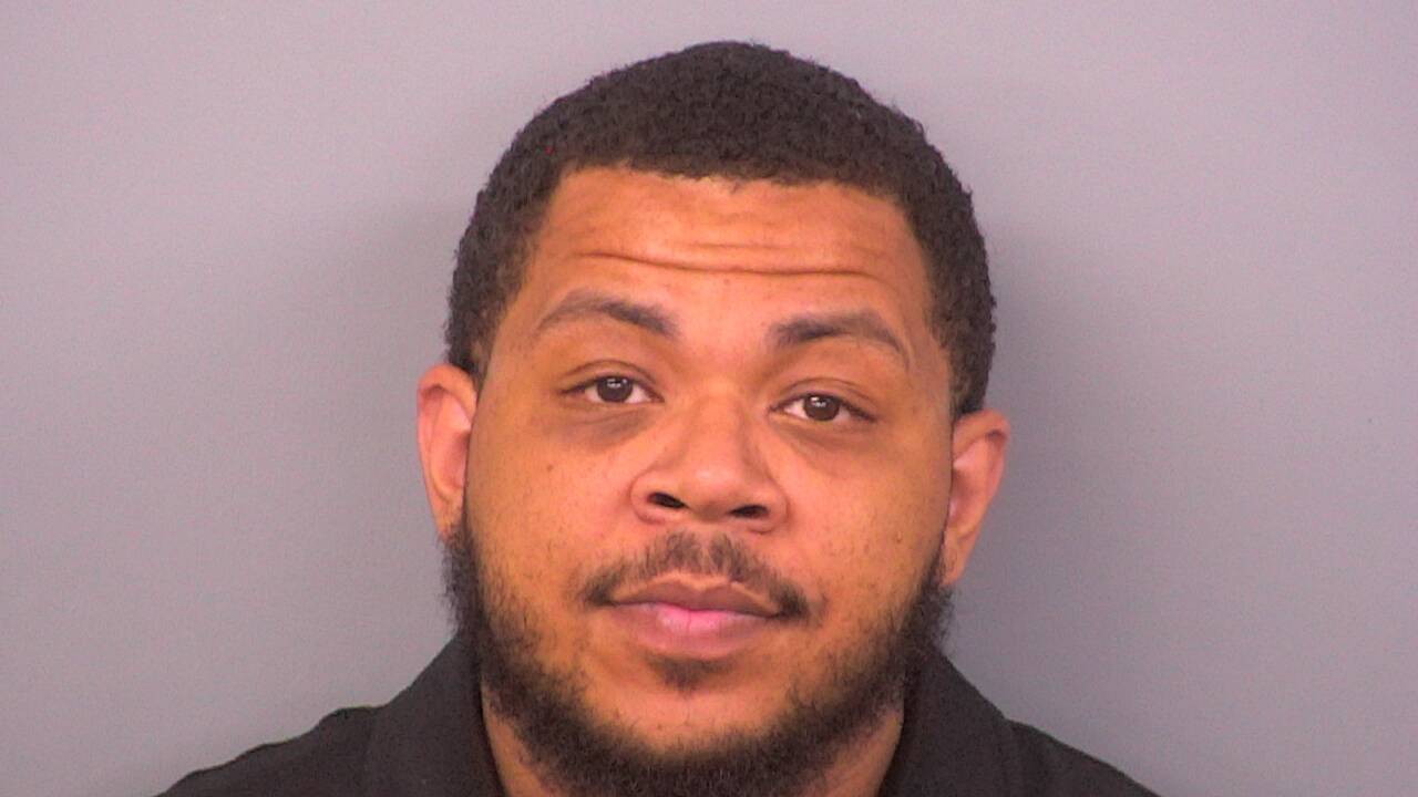 Mugshot of DANIEL JOHNATHAN HARDISON