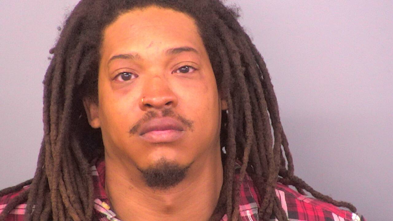 Mugshot of DEQUESTAS MARCQUEES MAYES