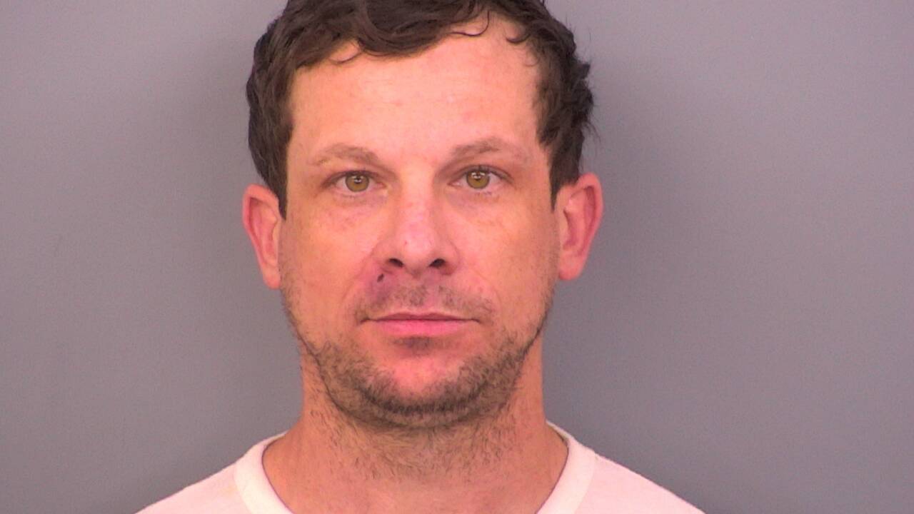 Mugshot of JAMES DUSTIN MADDOX